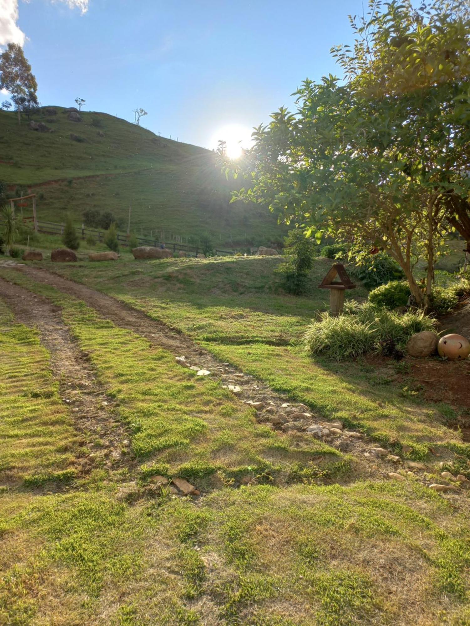 Chale Araucaria- Vale Das Pedras Mg Sapucaí-Mirim Esterno foto