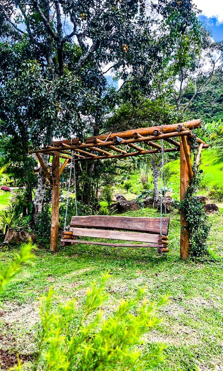 Chale Araucaria- Vale Das Pedras Mg Sapucaí-Mirim Esterno foto